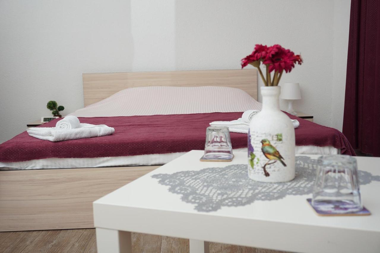 Bed&Breakfast Delikates Stojakovo Eksteriør billede