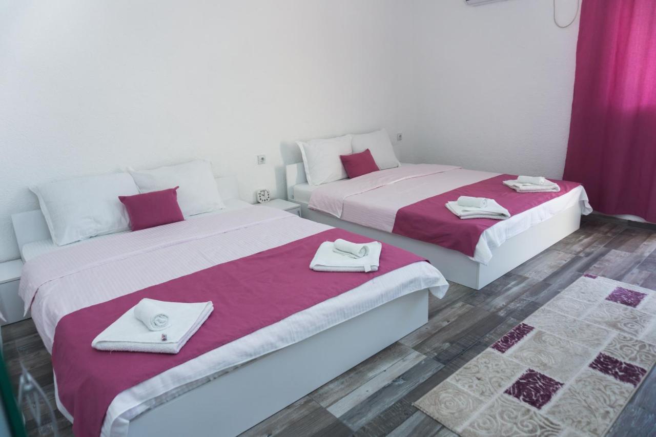 Bed&Breakfast Delikates Stojakovo Eksteriør billede